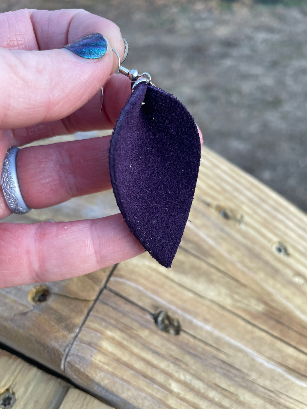 Plum Pinched Teardrops